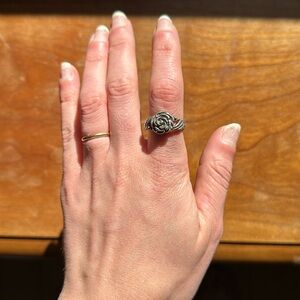 Sterling silver rose ring - sz. 7